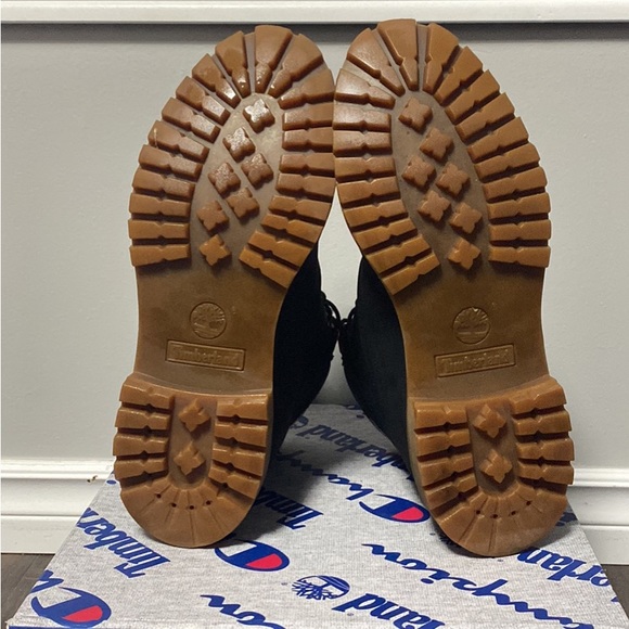 CHAMPION X TIMBERLAND Limited Edition Premium 6 Inch Winter Boots Size 10 Men’s - Picture 6 of 8